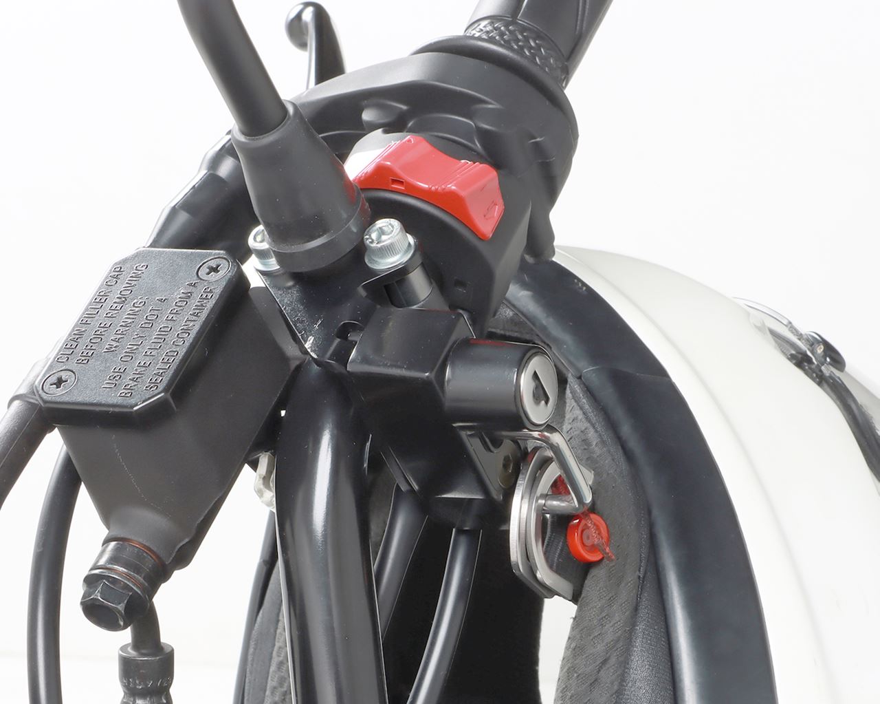 ヘルメットホルダー マスターシリンダーブラケット部 ブラック XSR125 ジクサー250/-SF250