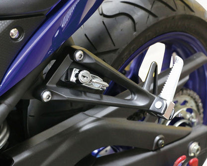 ヘルメットホルダー ブラック YZF-R25 YZF-R3 MT-25 MT-03