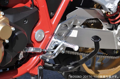 Rear Step Kit BLACK CB1300SF/SB 2014-2020/ 2021- Black Alumite 899g 1 set