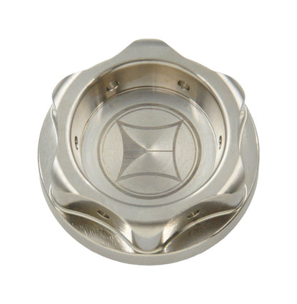 Oil Filler Cap M27XP3.0 Crown Type NICKEL 1 pc.
