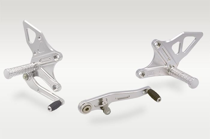 バックステップキット SV CB1000F/SE 2026- シルバーアルマイト 1セット