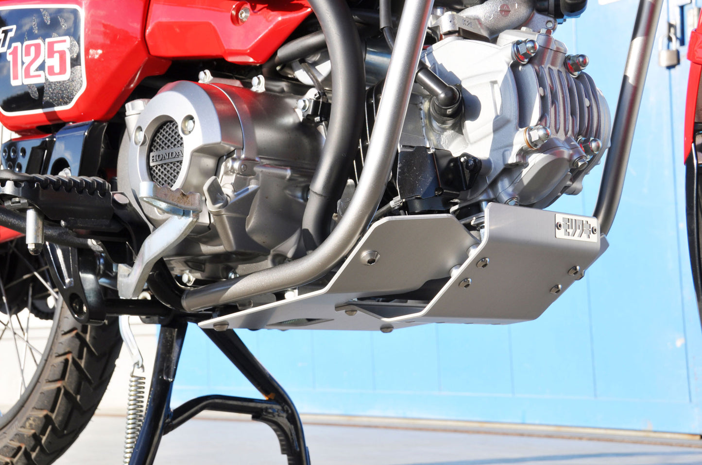 スキッドプレート シルバー CT125 ハンターカブ
