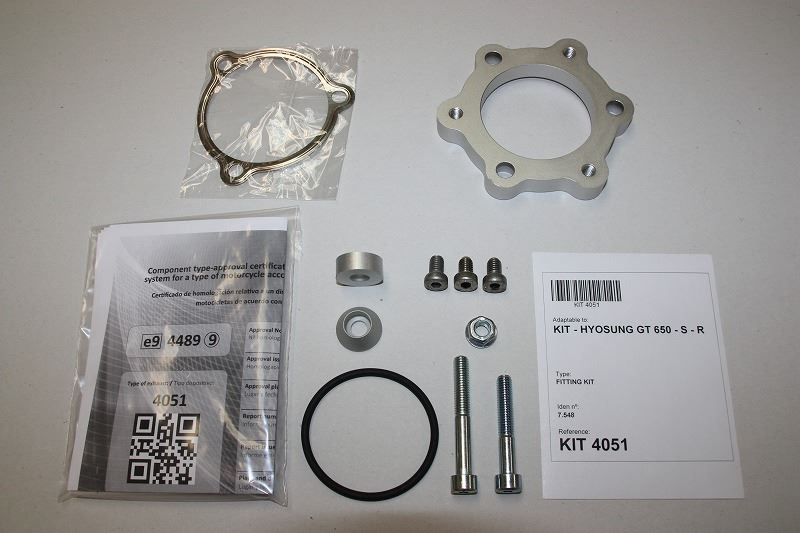 IXIL イクシル スリップオン マフラー オーバルタイプ XOVS ブラック HT ペイント 393 mm ヒョースン GT 650 - S - R GT 650 Ri