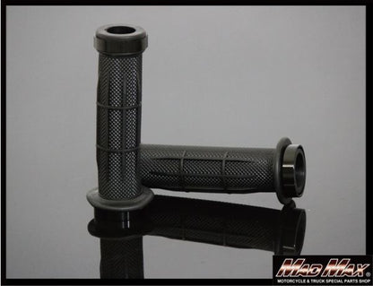 アルミ&ラバー ハンドルグリップ 貫通タイプ ブラック 120mm 汎用 7/8インチ(22.2mm)ハンドル用