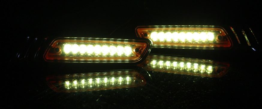 9 SMD Laurel Turn Signal Black/Clear 45x185x23mm Universal (12V only)