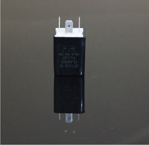 LED-compatible universal IC turn signal relay (12V 3-pin) CF13 30×30×35mm