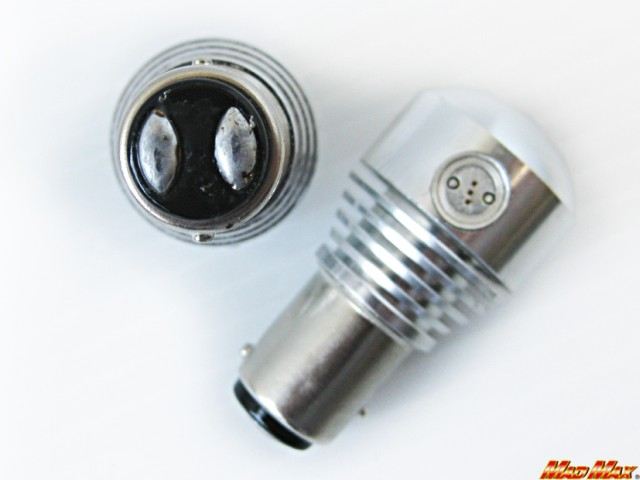 S25(BAY15d) 9.5WハイパワーLEDバルブ ダブル球 レッド 2個セット 汎用(12V/24V兼用)