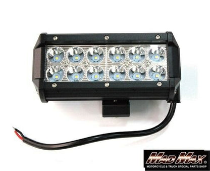 LEDライトバー12連 ワークライト 防水 36W 縦79×横163×厚64mm 汎用(12V-24V兼用)