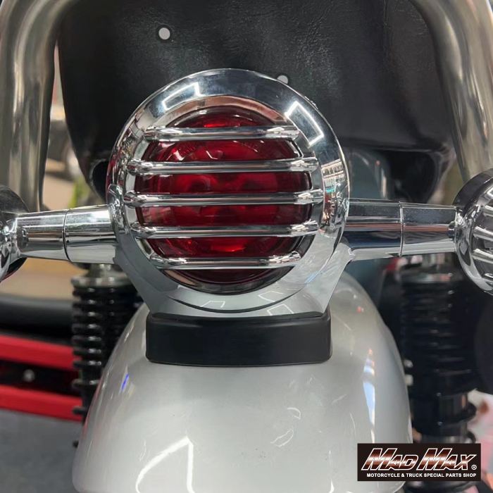 MrQuick製 テールランプガーニッシュ メッキ モンキー125 ダックス125