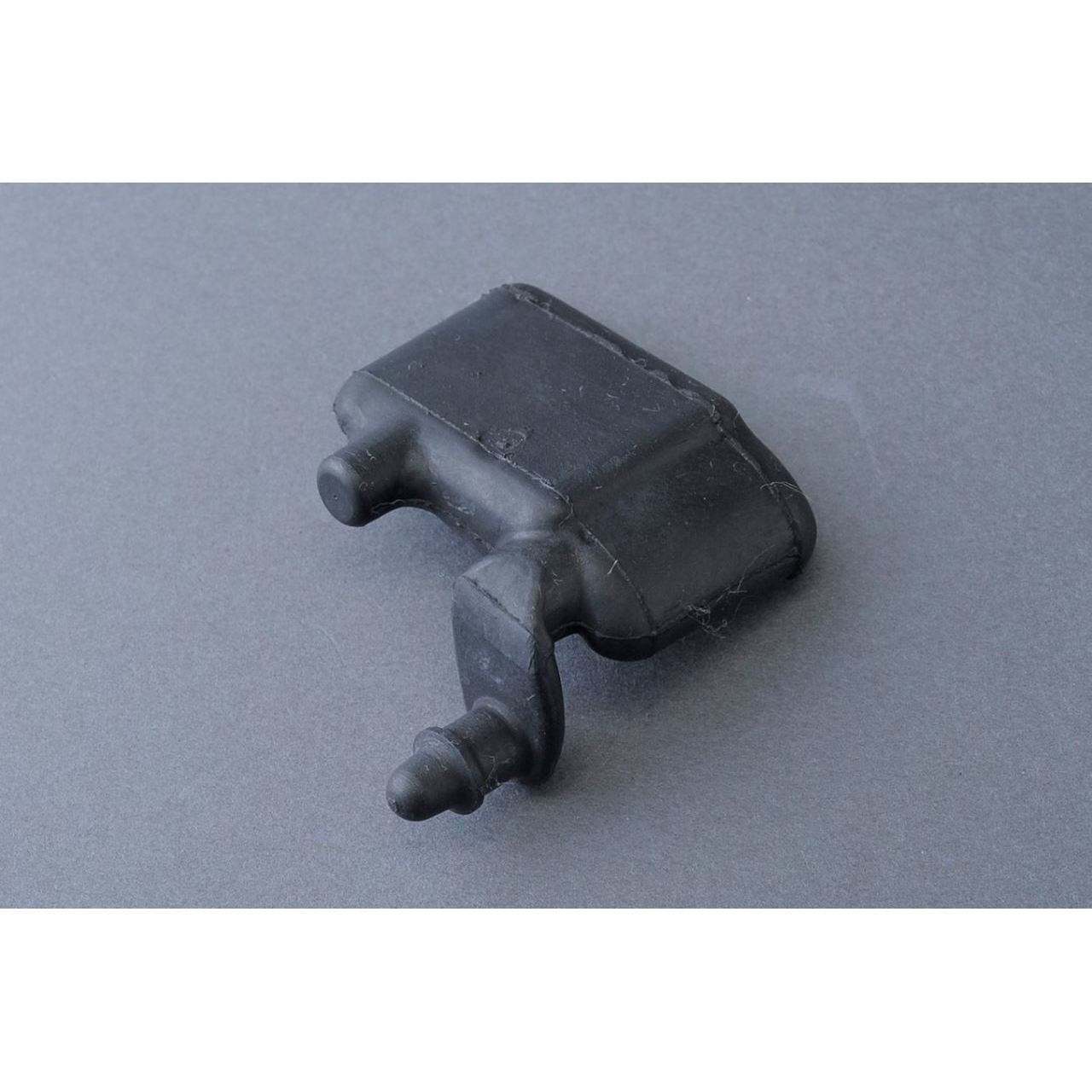 リヤホイールダンパーR CB750 K0-K4