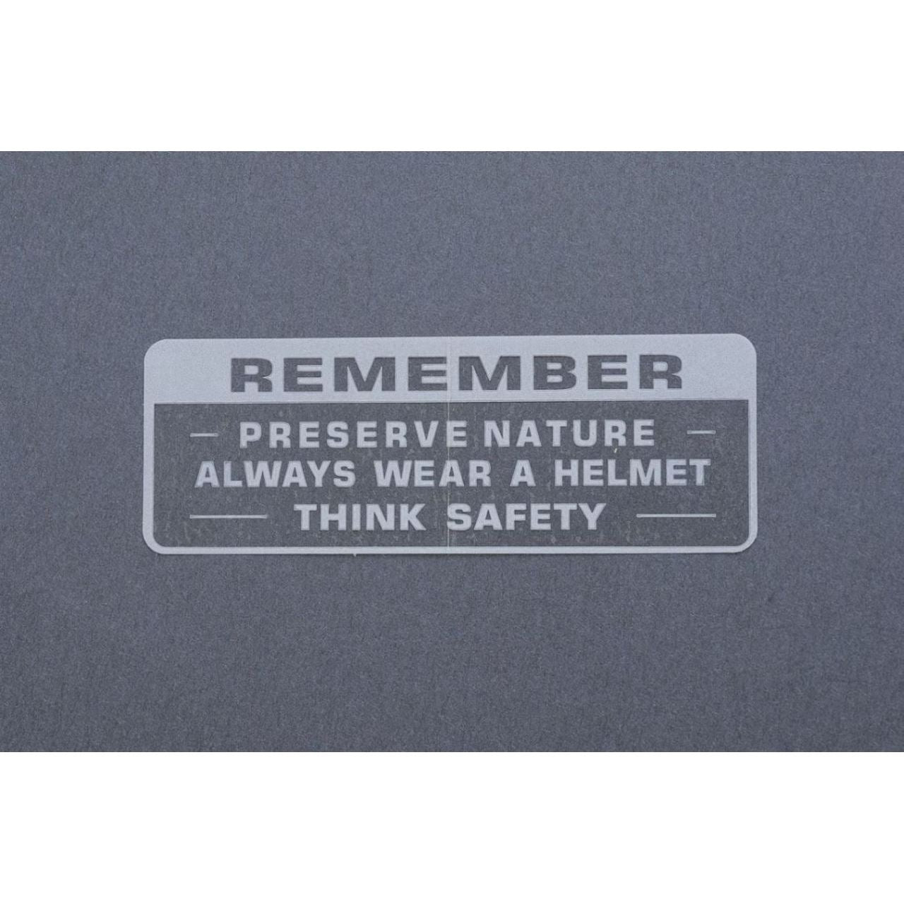 ガソリンタンクコーション 英語版 ホワイト CB750