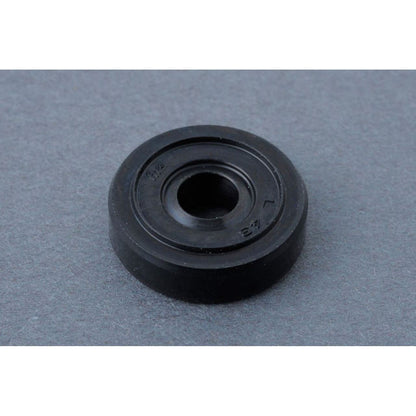 シリンダーヘッドカバーオイルシール 4.8×14.5×4mm CB750