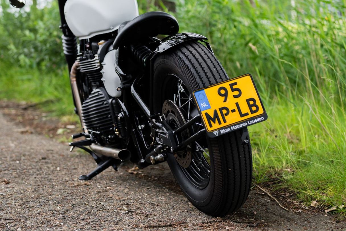 ナンバー移設キット ブラック 1セット CLAWT100/T120 スピードツイン900 スクランブラー900