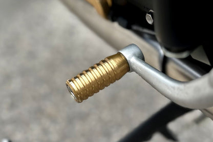 Shift Pedal Peg Ribbed Brass Length 44mm 1pc T100/T120 Speed Twin 900 Scrambler 900
