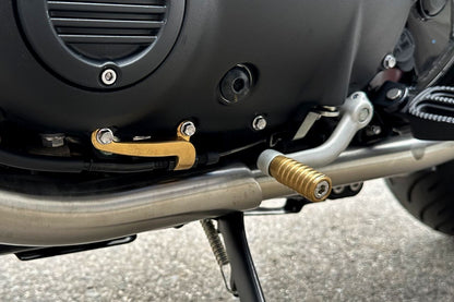 Shift Pedal Peg Ribbed Brass Length 44mm 1pc T100/T120 Speed Twin 900 Scrambler 900