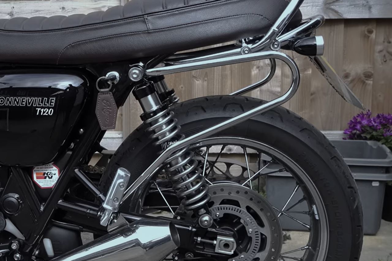 サドルバッグサポート 左右セット ポリッシュ パイプ径16mm T100/T120 ストリートツイン/スピードツイン 900