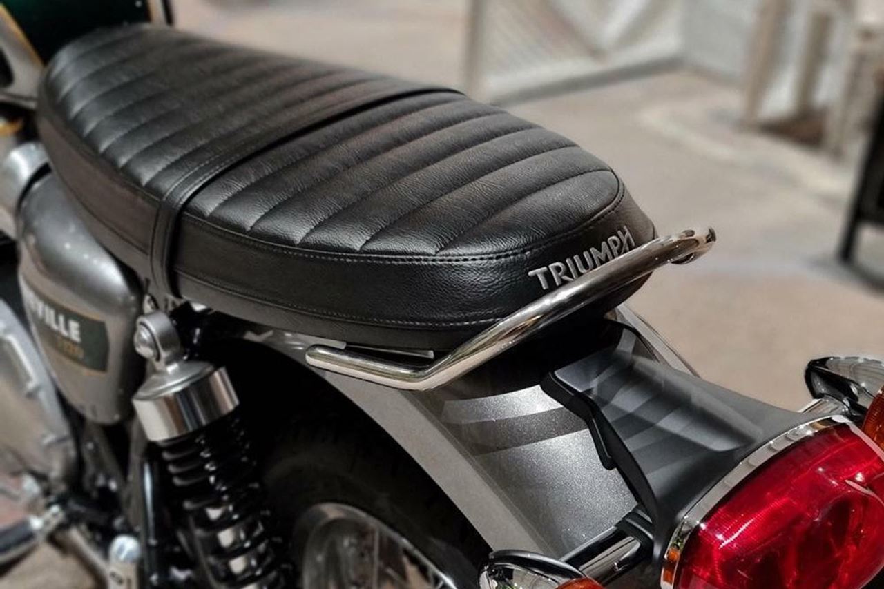 Grab Bar Love Handle Polished 1pc T100/T120 Speed Twin 900 Scrambler 900