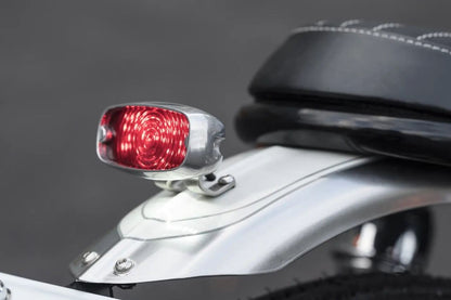 LEDテールライト ゴート ポリッシュ 縦40m×横82mm 1個