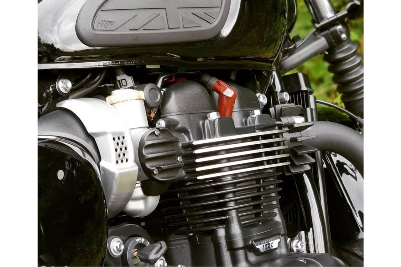 Throttle Body Covers, Ribbed, Black, 2 pieces, T120, Thruxton 1200/R/RS, Bobber