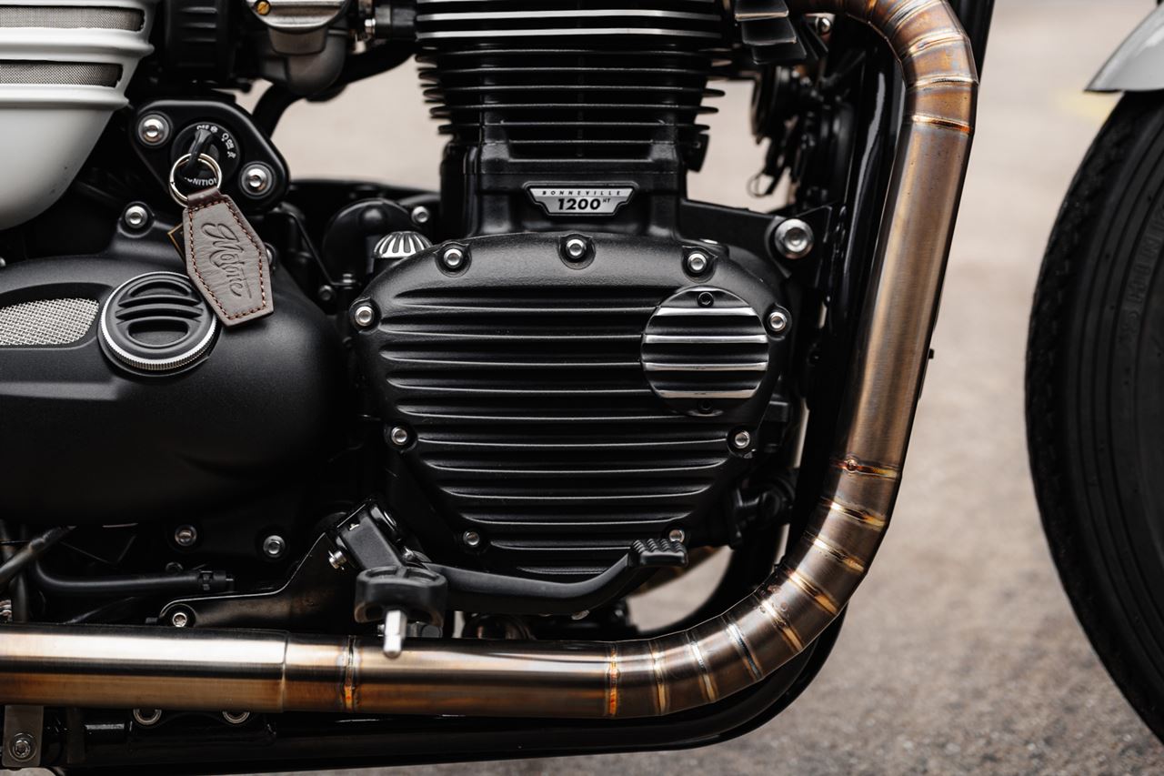Generator Badge Rib Black/Polished 1 pc T100/T120 Speed Twin 900 Scrambler 900