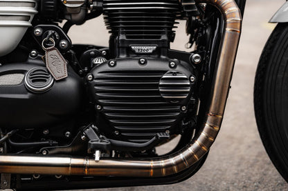 Generator Badge Rib Black/Polished 1 pc T100/T120 Speed Twin 900 Scrambler 900