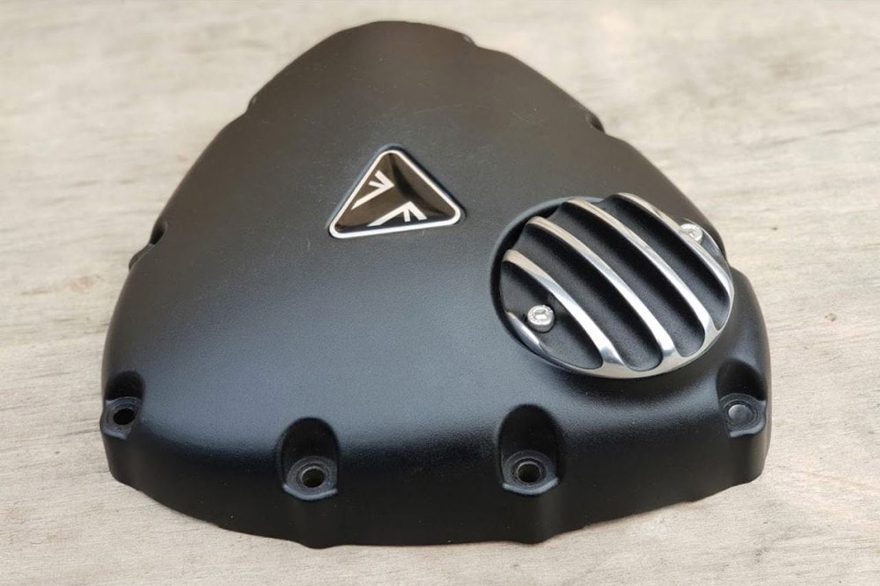 Generator Badge Rib Black/Polished 1 pc T100/T120 Speed Twin 900 Scrambler 900