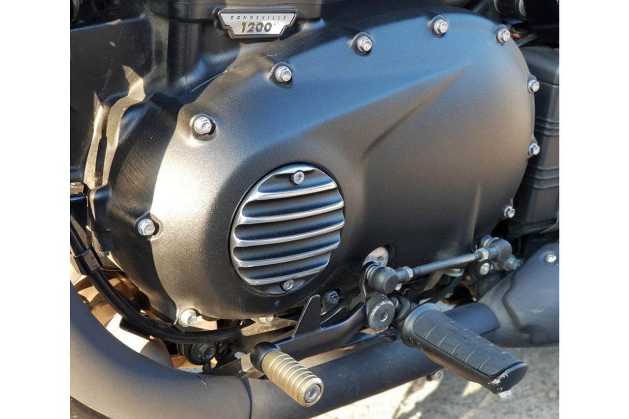 Clutch Badge Rib Black/Polished 1 piece for T100/T120 Speed Twin 900 Scrambler 900
