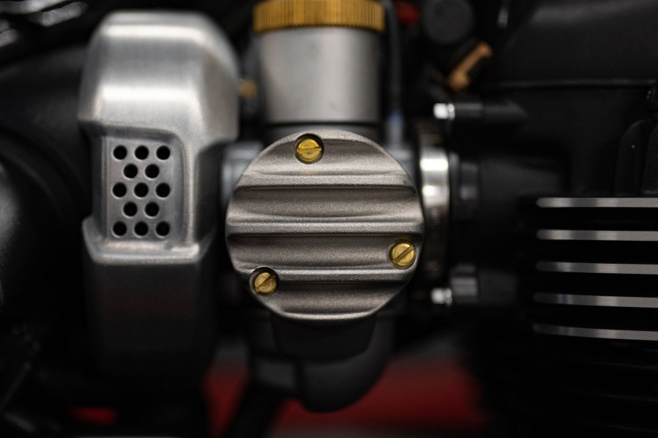 Throttle Body Covers Ribbed Blast 2pc Thruxton 1200/R/RS Bobber