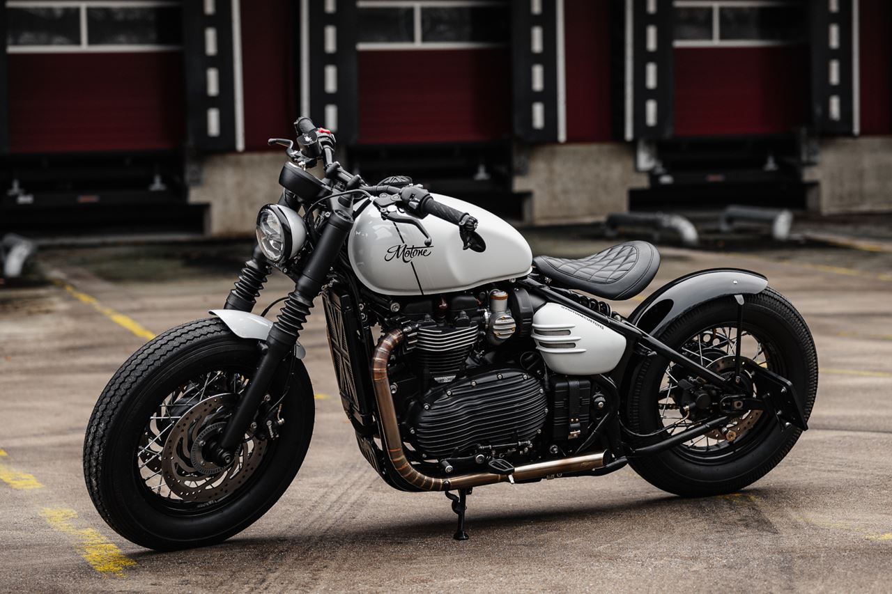 クラッチカバー リブ アルミ ブラック 1個 T100/T120 スピードツイン900 クランブラー900