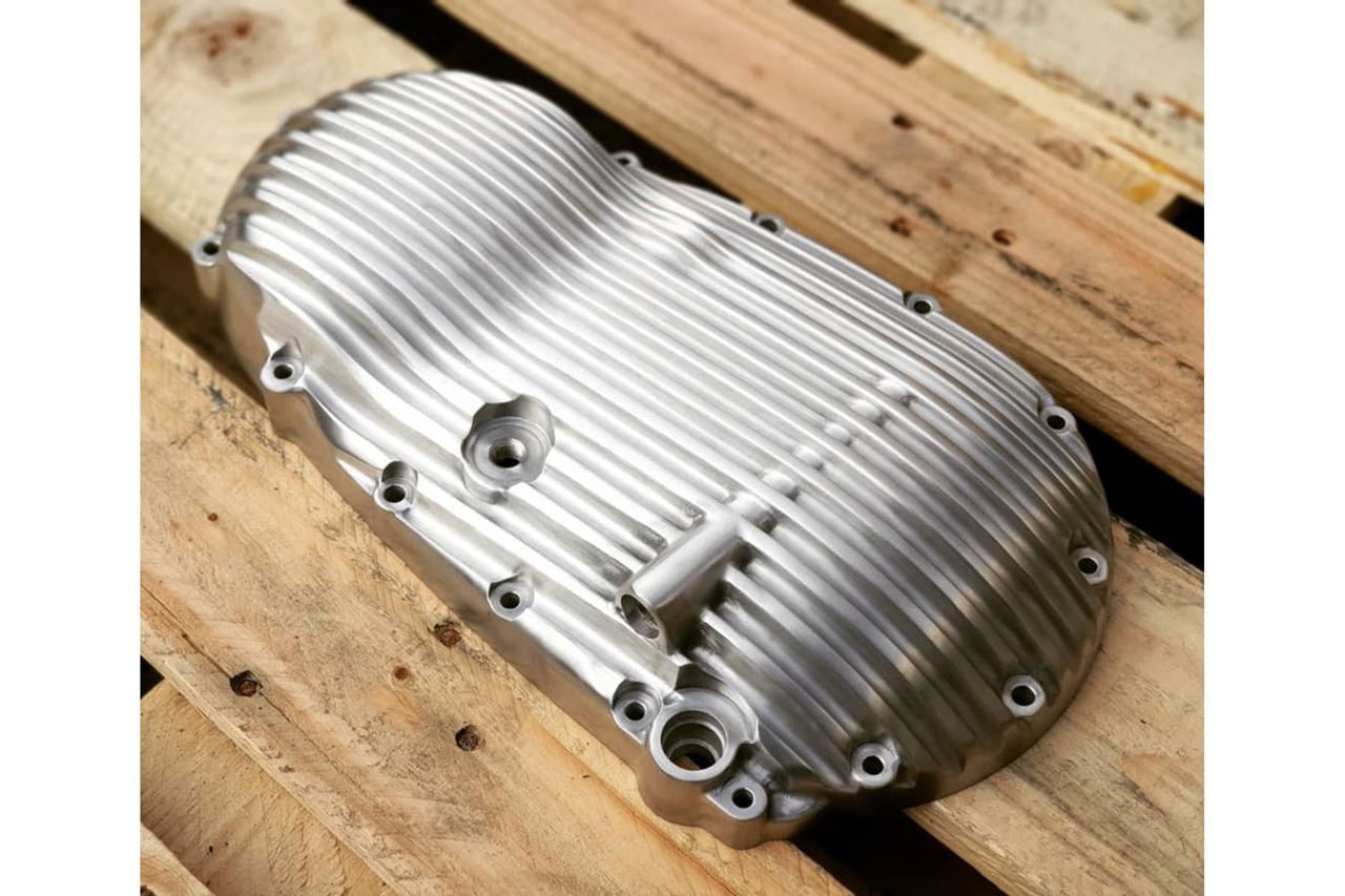 クラッチカバー リブ アルミ ブラッシュ 1個 T100/T120 スピードツイン900 スクランブラー900