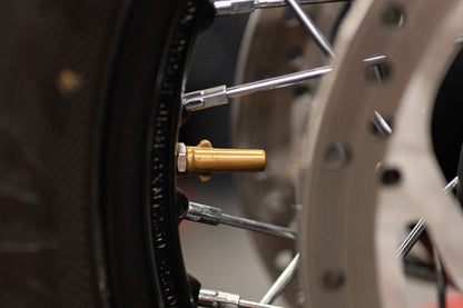 エアバルブキャップ バリスタ ブラス 2個 T100/T120 スピードツイン900 スクランブラー900