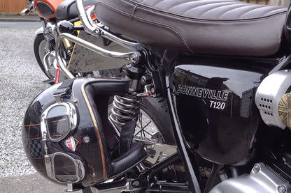 ヘルメットロック 左右共通 ブラック 1セット T100/T120 スピードツイン900 スクランブラー900