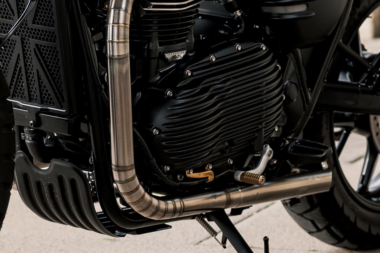 クラッチケーブルガイド スティーロ ブラス 1個 T100/T120 スピードツイン900 スクランブラー900