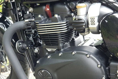 エキゾーストクランプ フィン ブラック 2個 T100/T120 スピードツイン900 スクランブラー900
