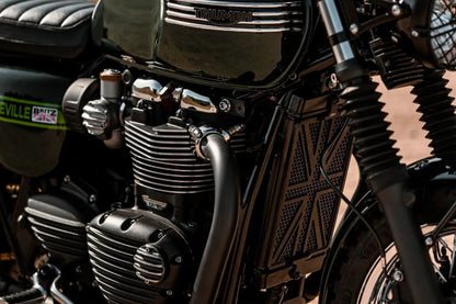 エキゾーストクランプ ステルス ポリッシュ 2個 T100/T120 スピードツイン900 スクランブラー900