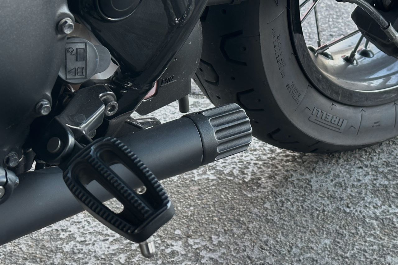 エキゾーストエンド ジュピター2 ブラック 2個 ボンネビルT100/T120