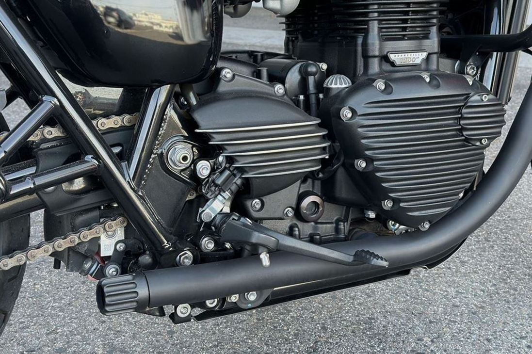 エキゾーストエンド ジュピター2 ブラック 2個 ボンネビルT100/T120