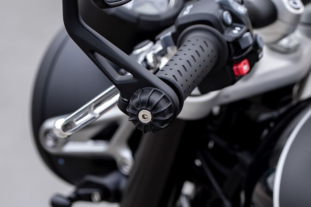 Bar End Gemini Black 2pcs T100/T120 Speed Twin 900 Scrambler 900