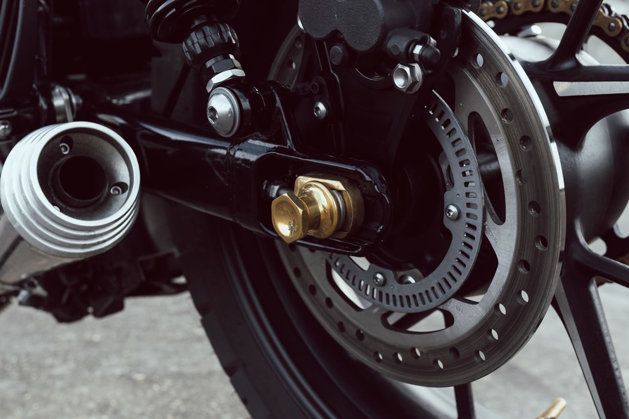 スタンドフックロッド ブラス 1セット T100/T120 スピードツイン900 スクランブラー900