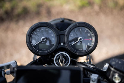 メーターカバー ピアレス ブラック 1個 T100/T120 スラクストン1200 スピードツイン1200