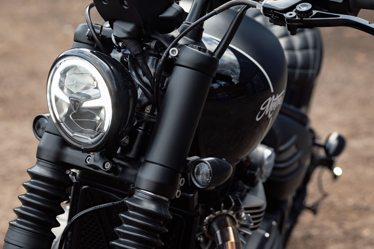 Fork Shroud Blinker Stays SPATZ Black 47mm 2 pcs SPATZ for M8/M10/Stock Bonneville Bobber Speedmaster
