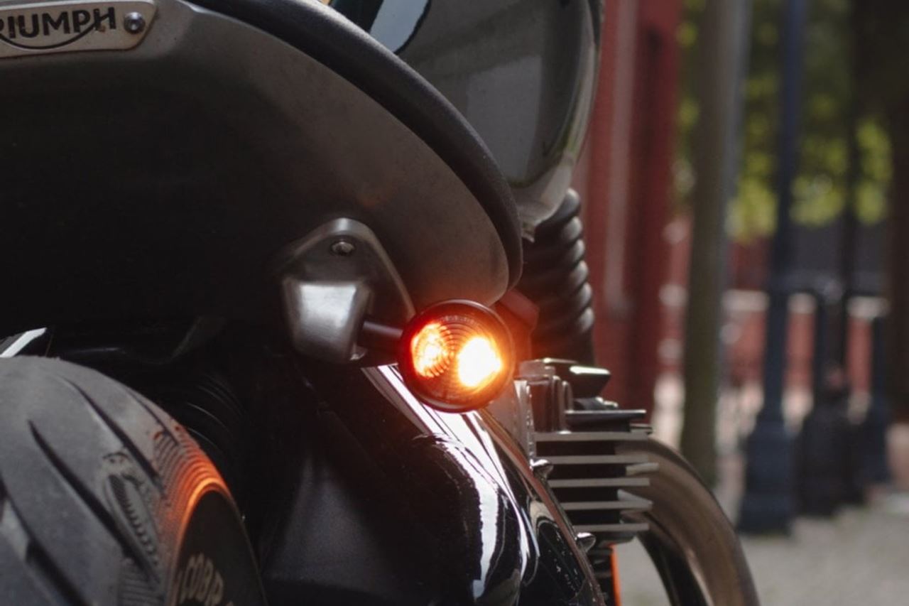 Rear turn signal stays for Bonneville Bobber, under-seat mount, M8, brushed finish, set of 2