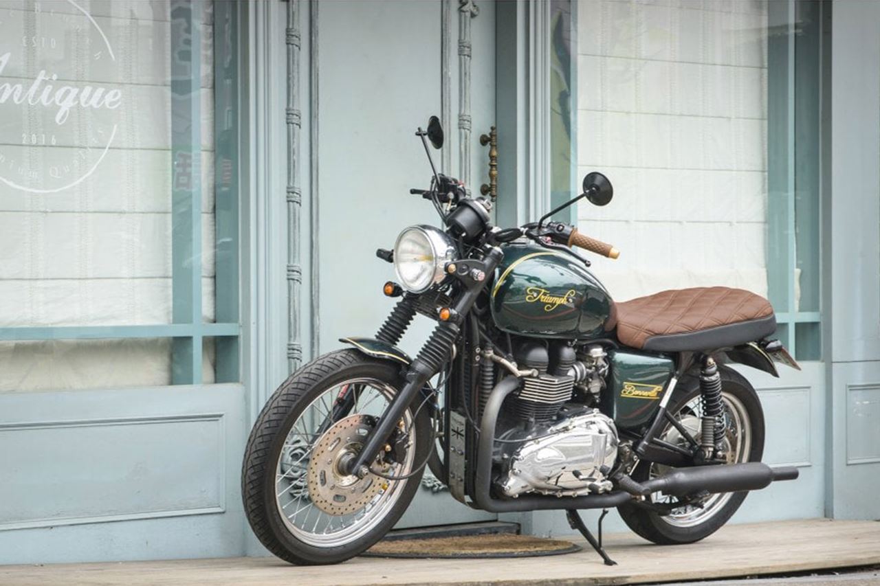 Seat Comfort Diamond Stitch Black/Brown 1 pc Air-cooled T100 Scrambler Thruxton