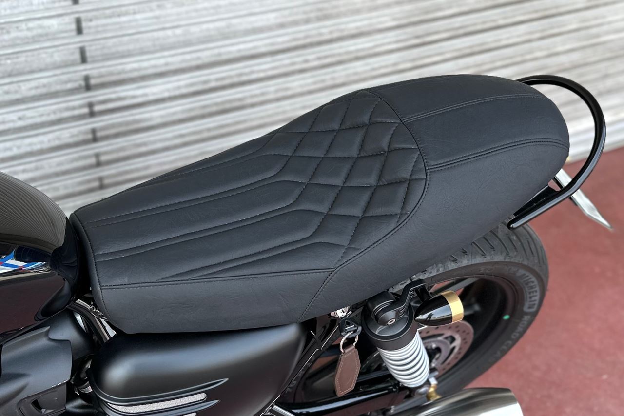 Seat, Rattler, Cafe Style, Black, 1 pc. T100/T120, Speed Twin 900, Scrambler 900