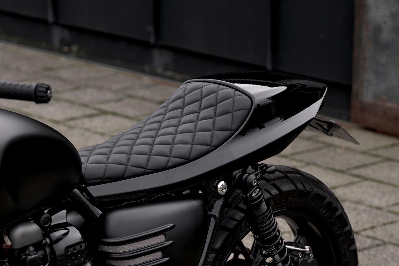 Seat Street Tracker Black 1pc T100/T120 Speed Twin 900 Scrambler 900