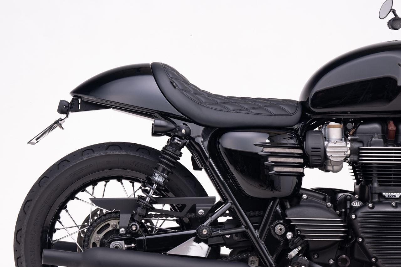 シート ファストバック カフェレーサー ブラック 1個 T100/T120 スピードツイン900 スクランブラー900