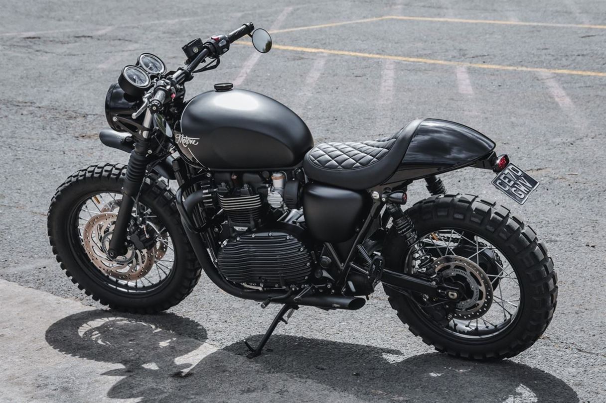 シート ファストバック カフェレーサー ブラック 1個 T100/T120 スピードツイン900 スクランブラー900