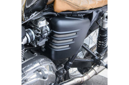 サイドカバー リブ マットブラック 2個 空冷 ボンネビル T100