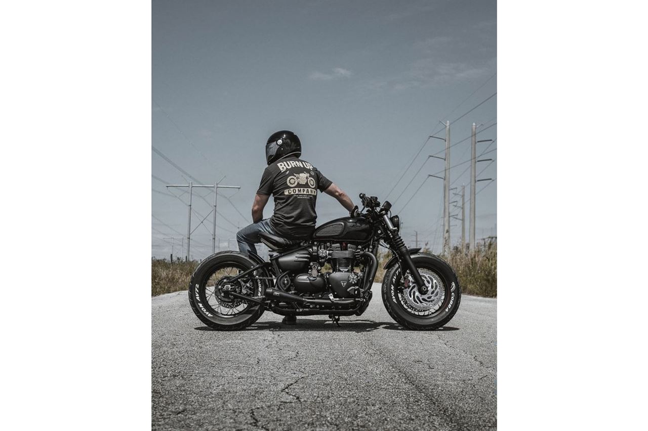 Slip-on Mufflers, Saturn Five, Black, 2 pieces, Bonneville, Bobber, Speedmaster