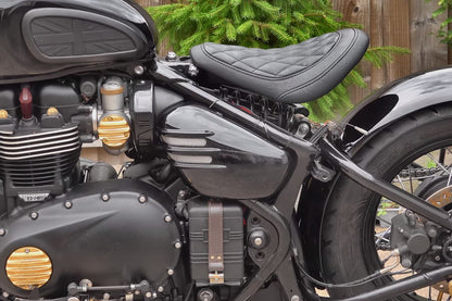 Side Covers Ventura Gloss Black 2pcs Bonneville Bobber Speedmaster